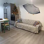 בית הארחה Hello Friends *